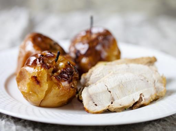 Rôti de porc au miel et aux pommes