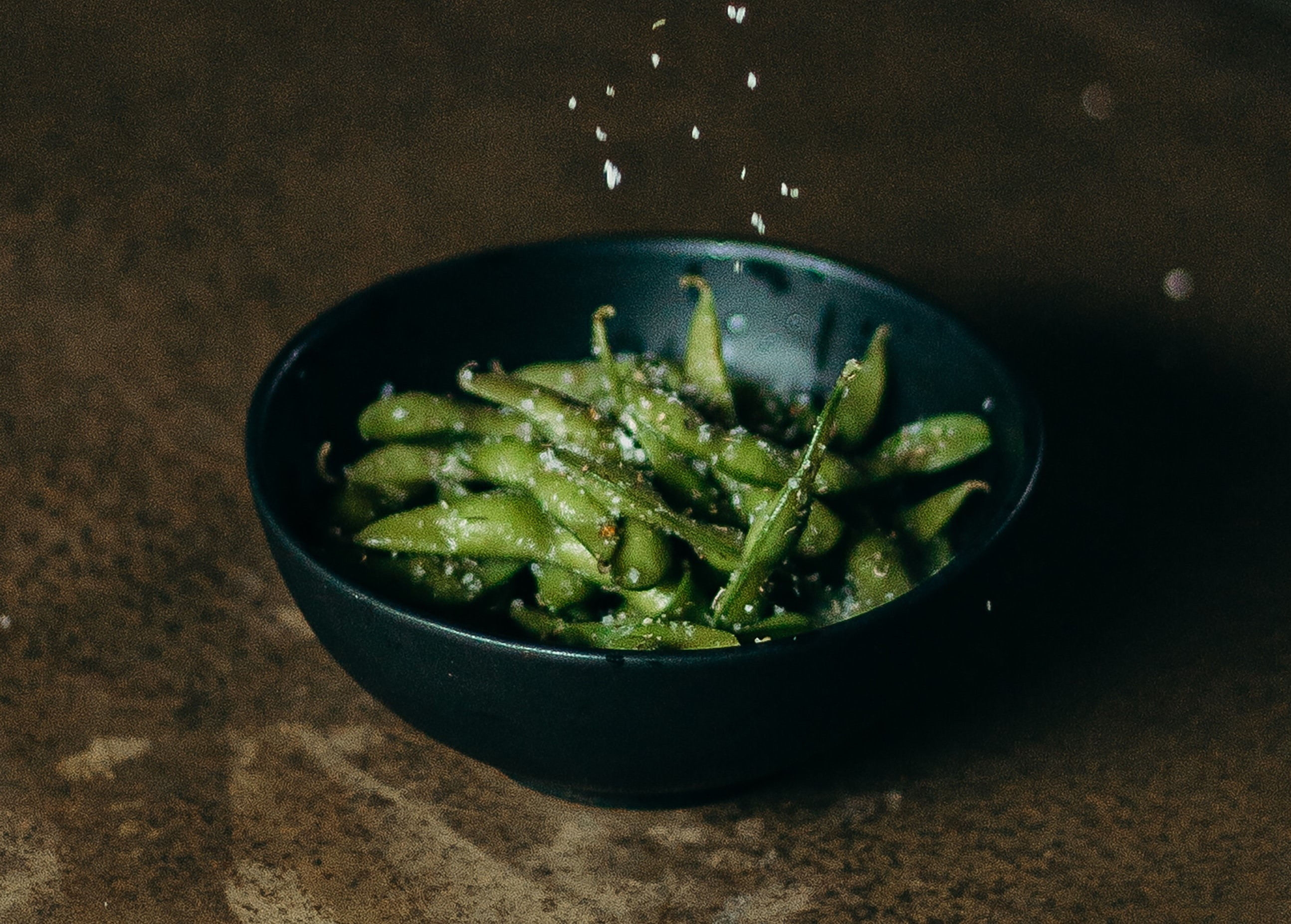 Pois gourmands à la purée de cacahouètes & sirop d'arable Maple Joe®